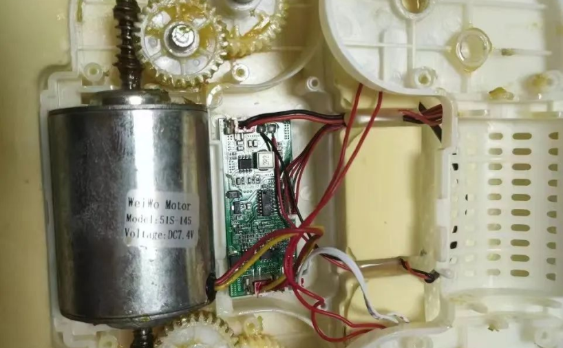 腰部按摩器拆解