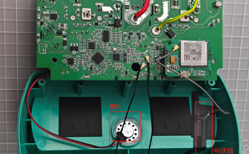 扫码支付的电瓶车共享充电插座拆解